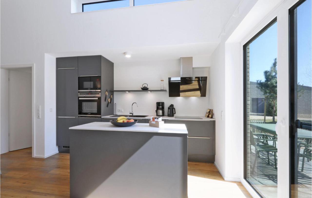 Awesome Home In Lembruch-Duemmer See With Kitchen Exteriér fotografie