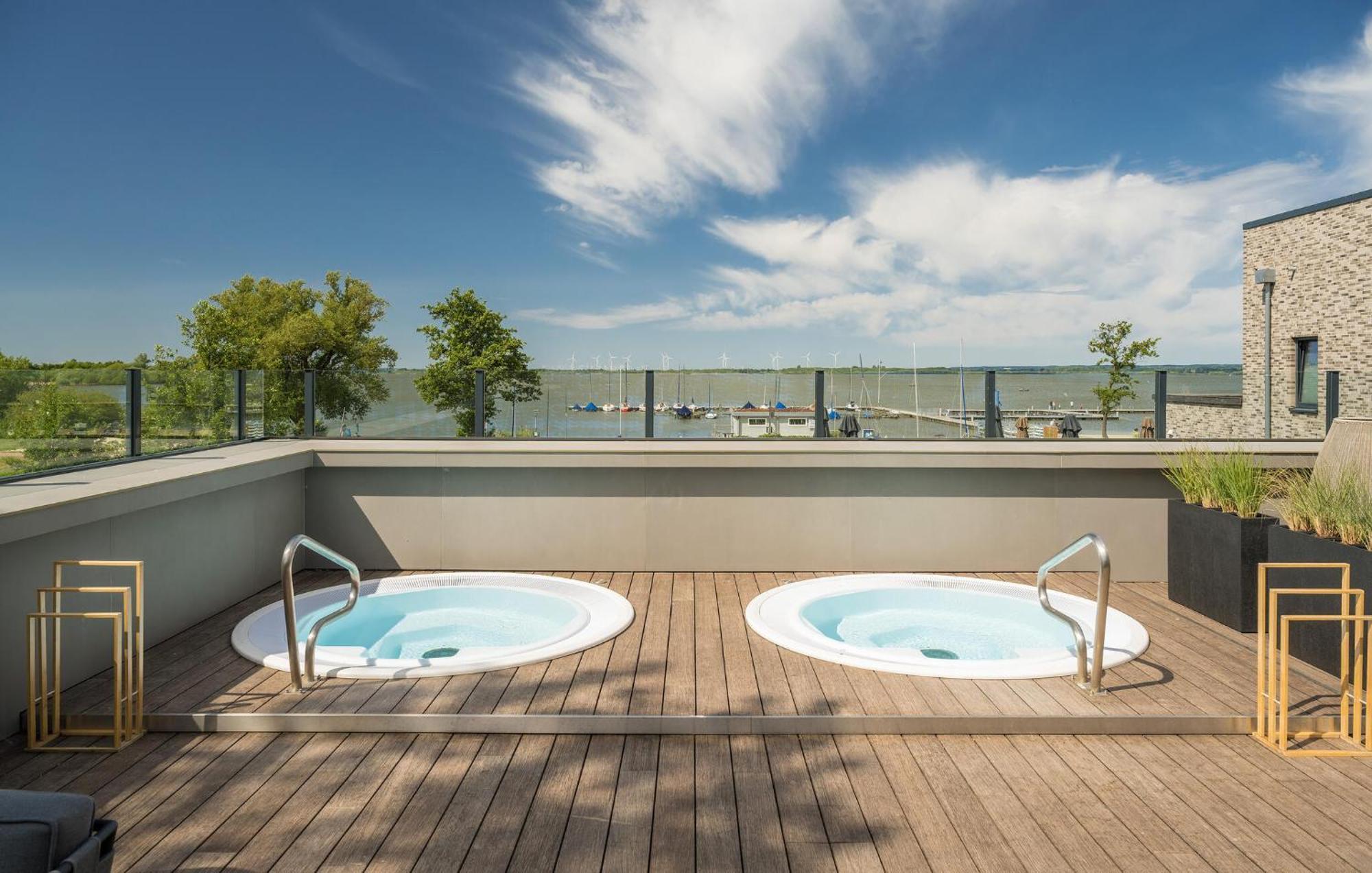 Awesome Home In Lembruch-Duemmer See With Kitchen Exteriér fotografie